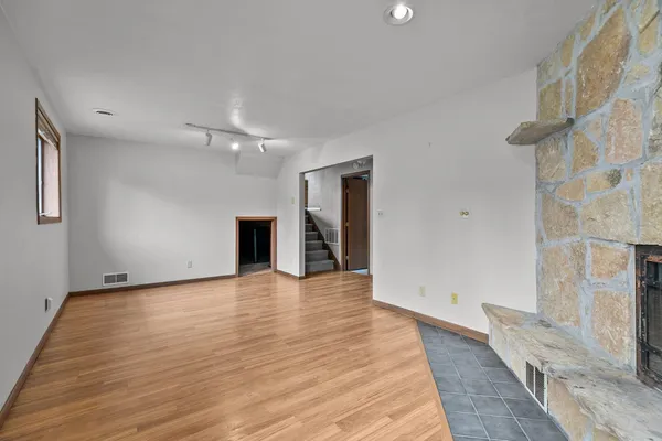 $450,000 | 634 East Walnut Place, Sturgeon Bay, WI 54235