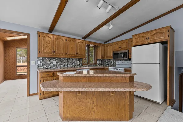 $450,000 | 634 East Walnut Place, Sturgeon Bay, WI 54235