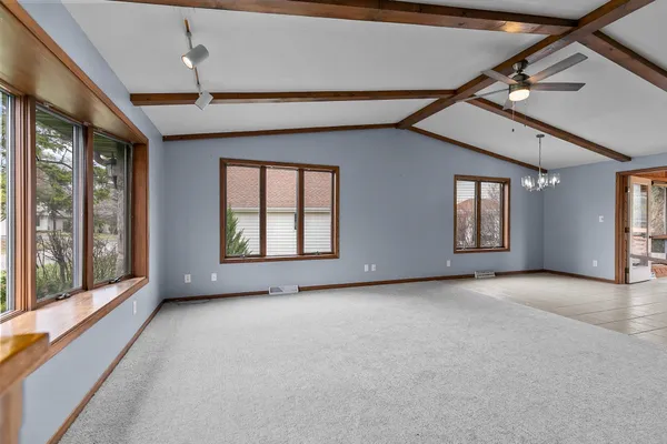 $450,000 | 634 East Walnut Place, Sturgeon Bay, WI 54235