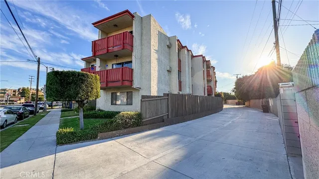 $439,000 | 4591 Orange Avenue, Unit 103, Long Beach, CA 90807