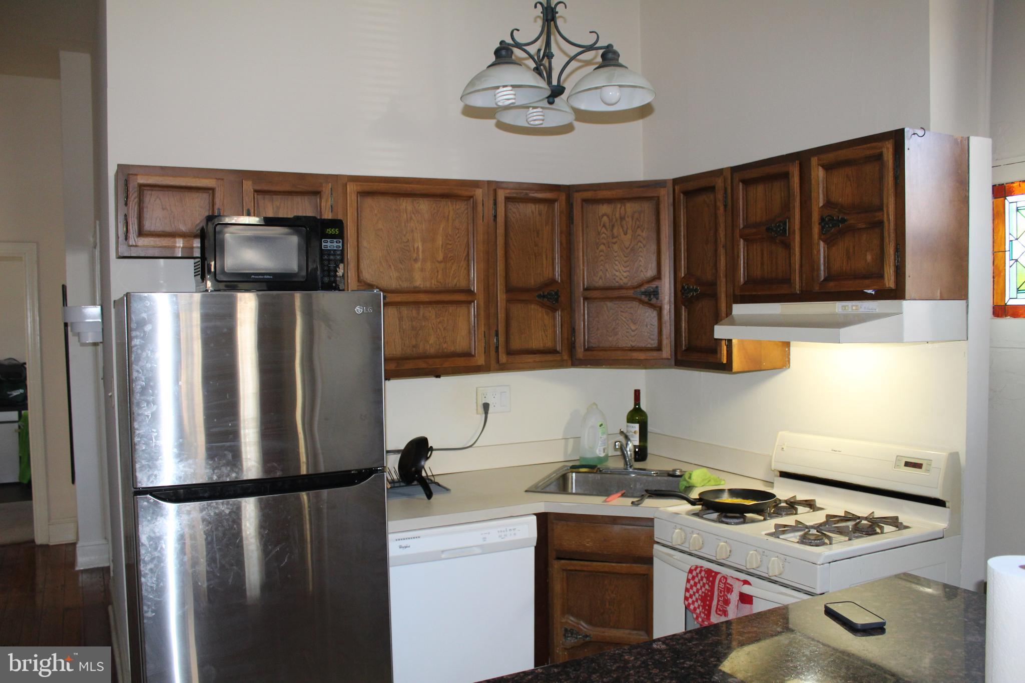3422 Hamilton Street Philadelphia, PA 19104 - Photo 7 of 17 1FL. Kitchen