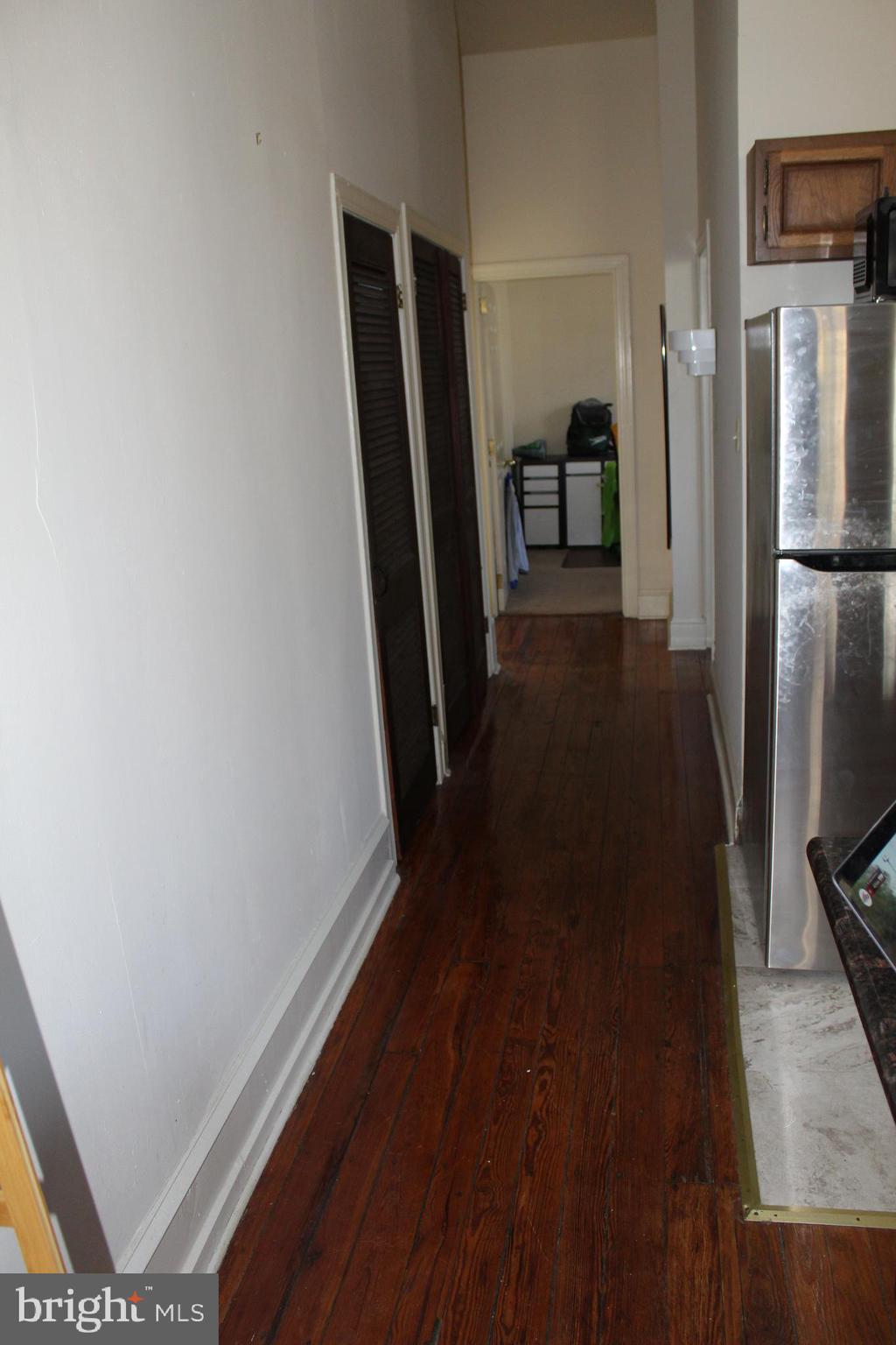 3422 Hamilton Street Philadelphia, PA 19104 - Photo 8 of 17 1FL. hall