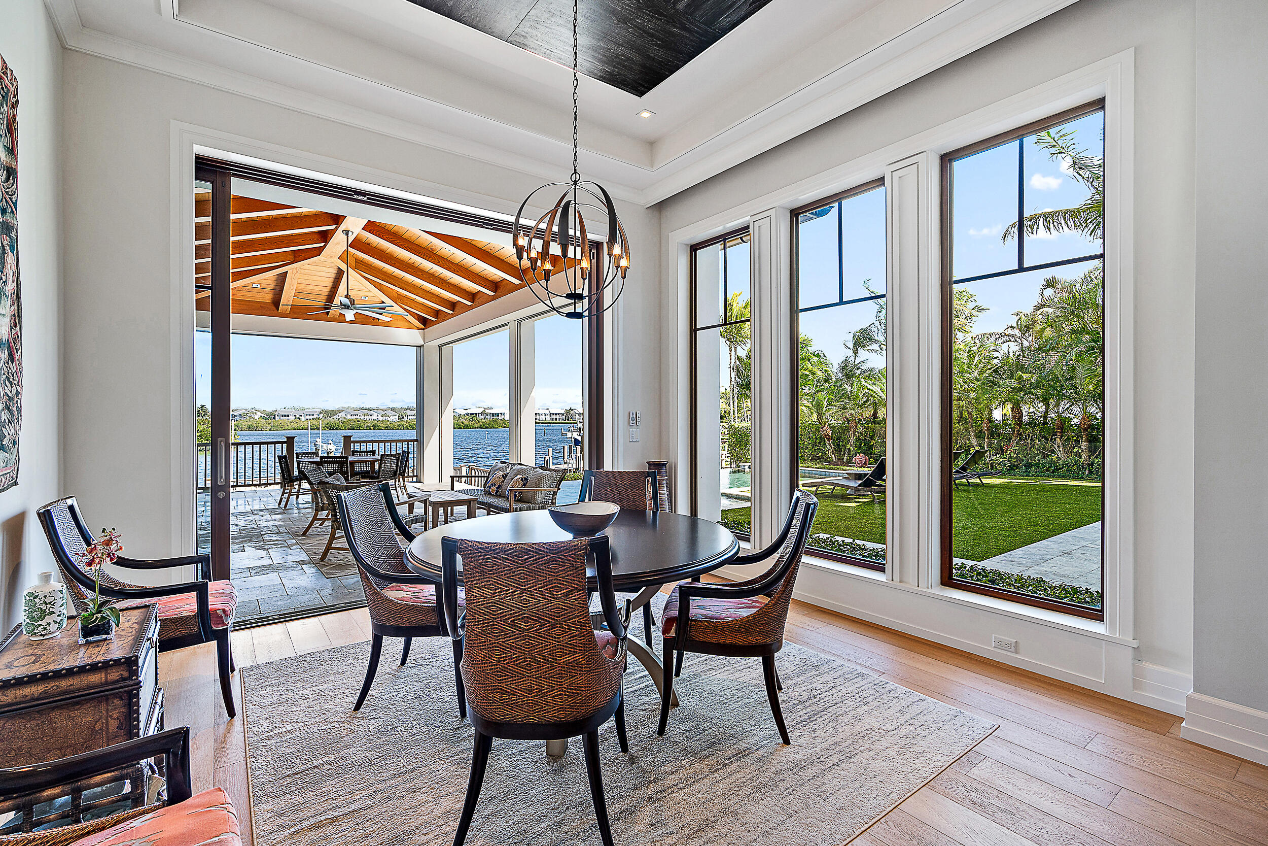 109 Regatta Drive Jupiter, FL 33477 - Photo 15 of 43 Breakfast Area