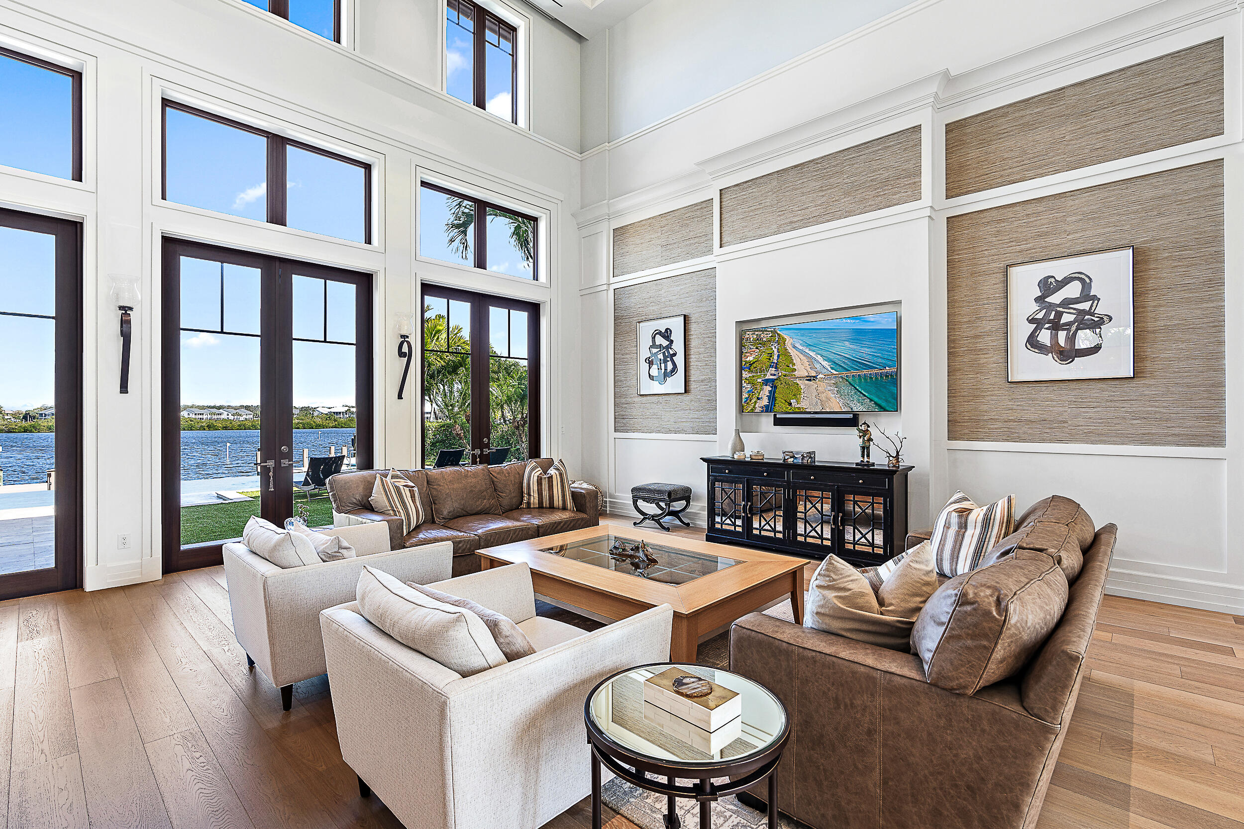 109 Regatta Drive Jupiter, FL 33477 - Photo 16 of 43 Family Room