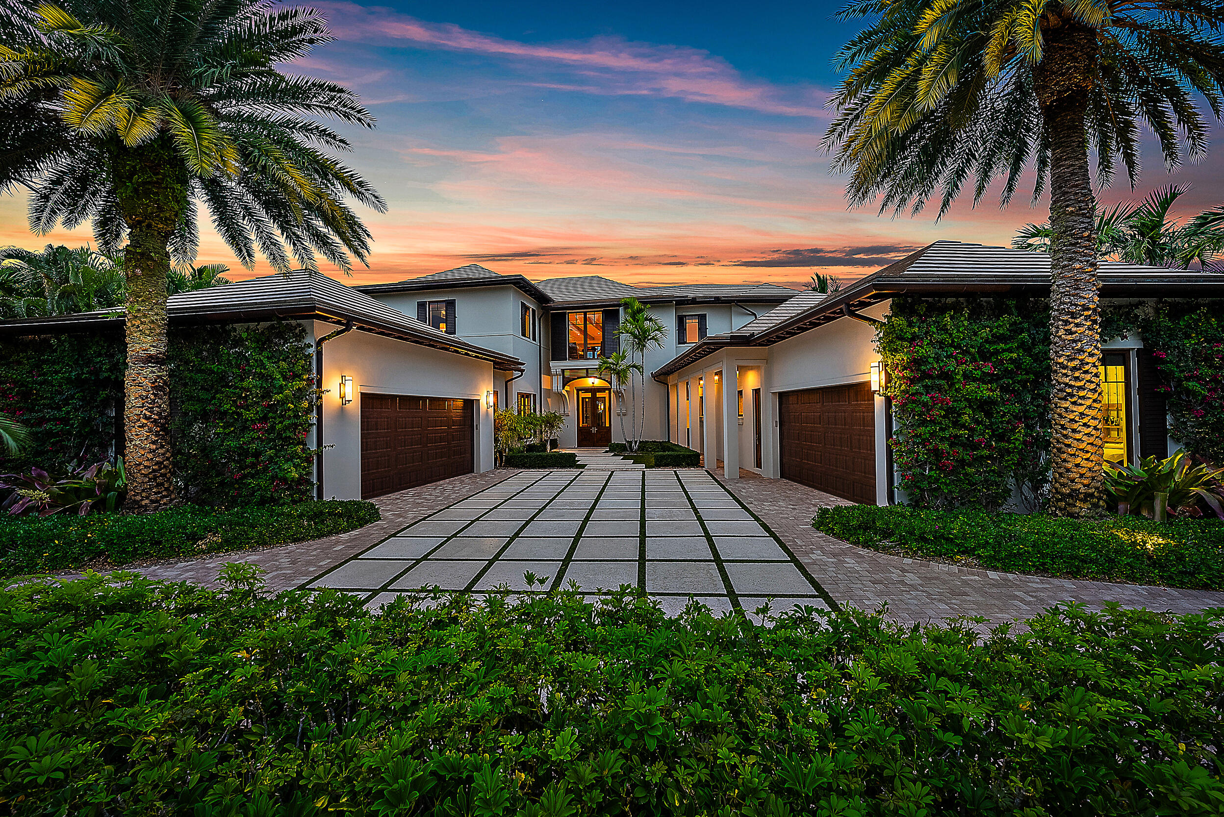 109 Regatta Drive Jupiter, FL 33477 - Photo 6 of 43 Twilight