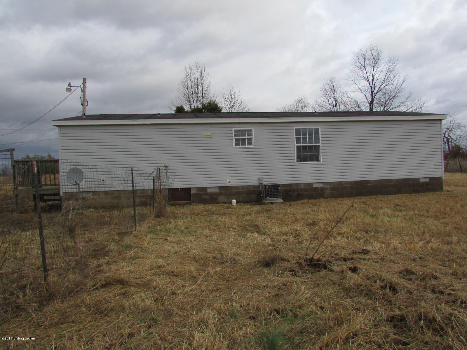 253 Old Barr Farm Road Battletown, KY 40104 - Photo 2 of 14 back