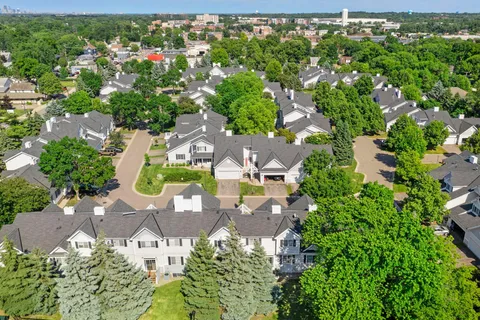 $350,000 | 2030 Mainstreet, Hopkins, MN 55343