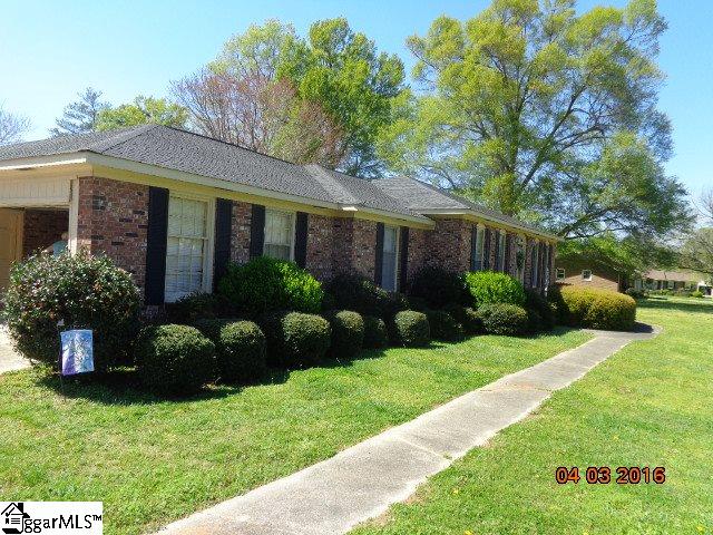 204 Clary Road Belton, SC 29627 - Photo 2 of 19