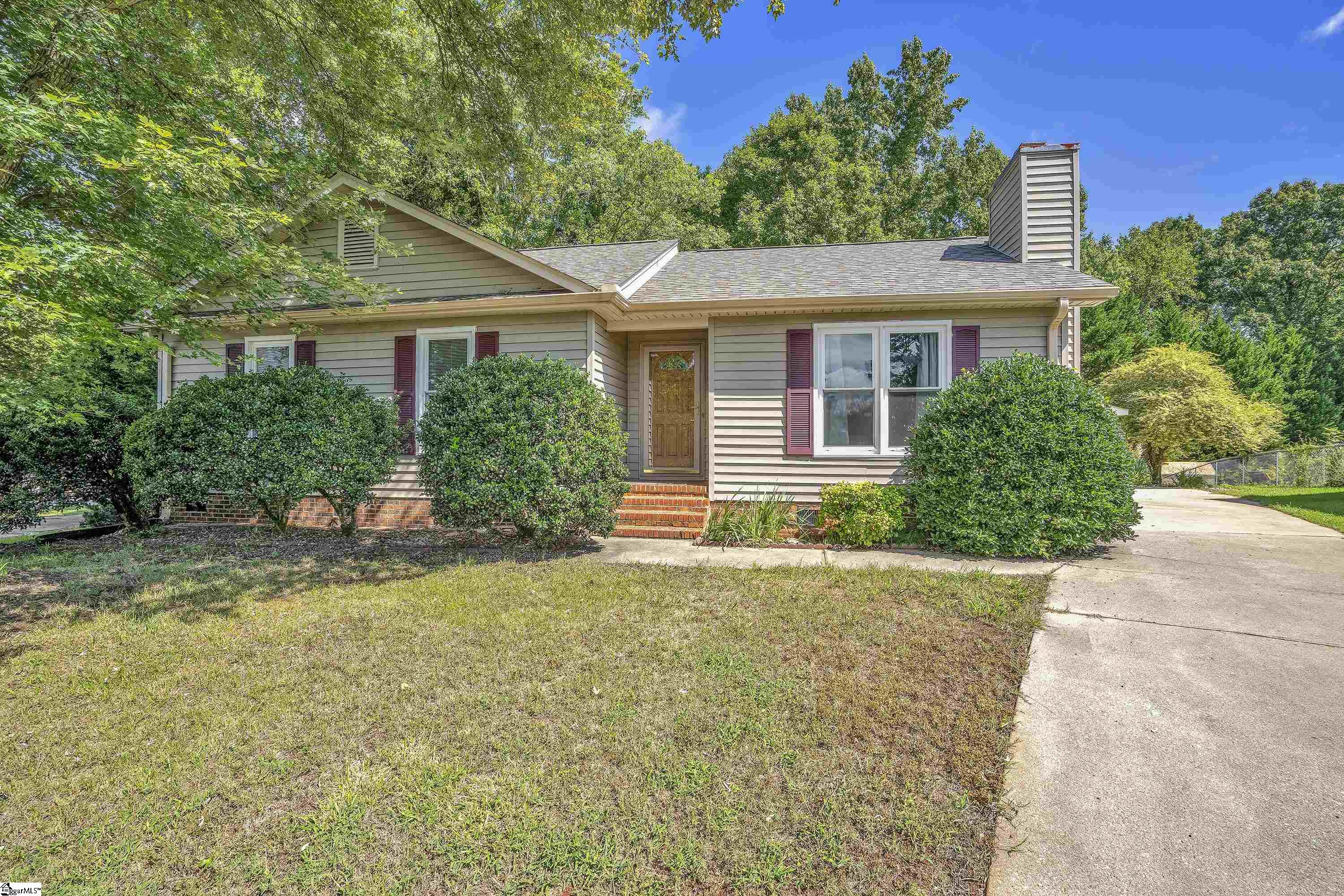 111 Saluda Ridge Greenville, SC 29611 - Photo 1 of 20 Gallery Image 1