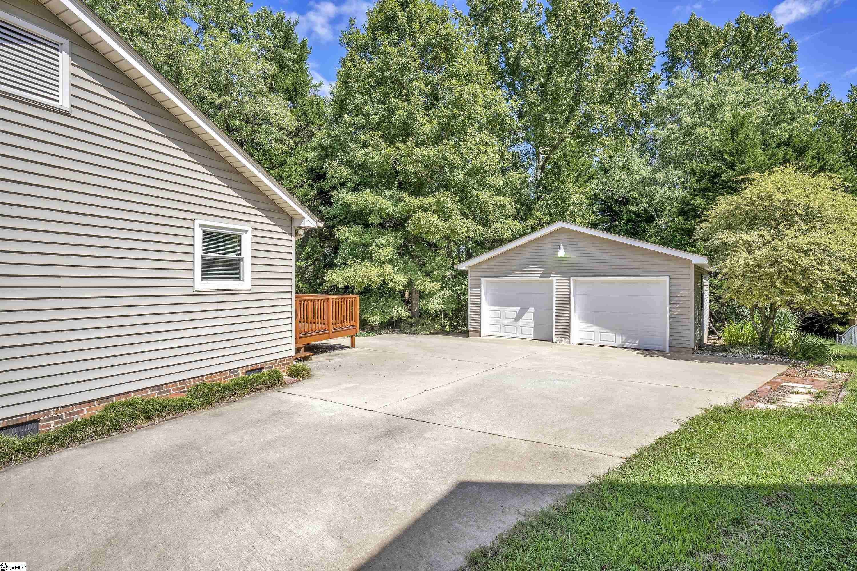 111 Saluda Ridge Greenville, SC 29611 - Photo 16 of 20 Gallery Image 16