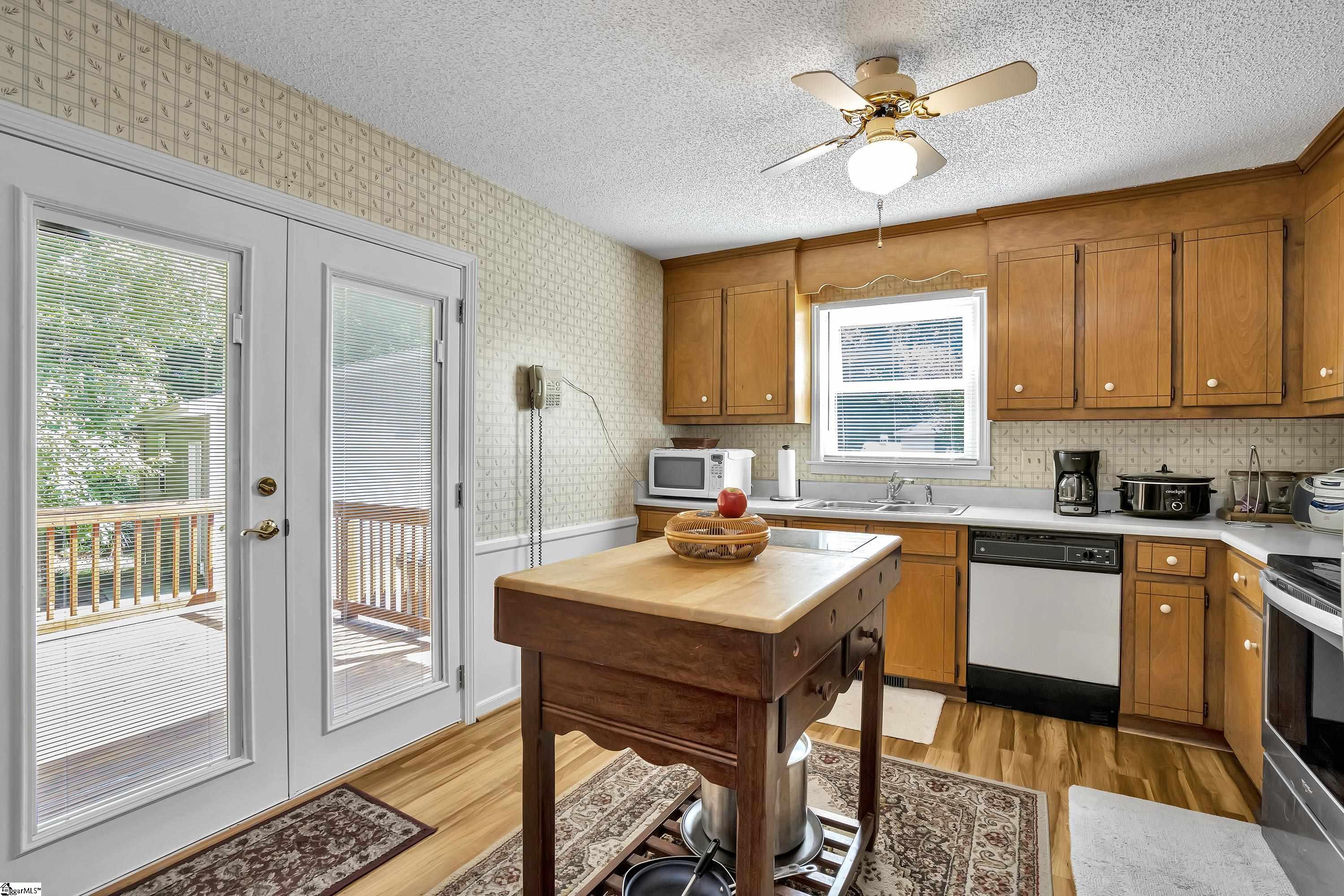 111 Saluda Ridge Greenville, SC 29611 - Photo 5 of 20 Gallery Image 5