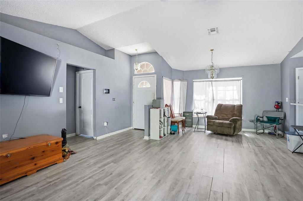 14151 Redwood Street Spring Hill, FL 34609 - Photo 5 of 39