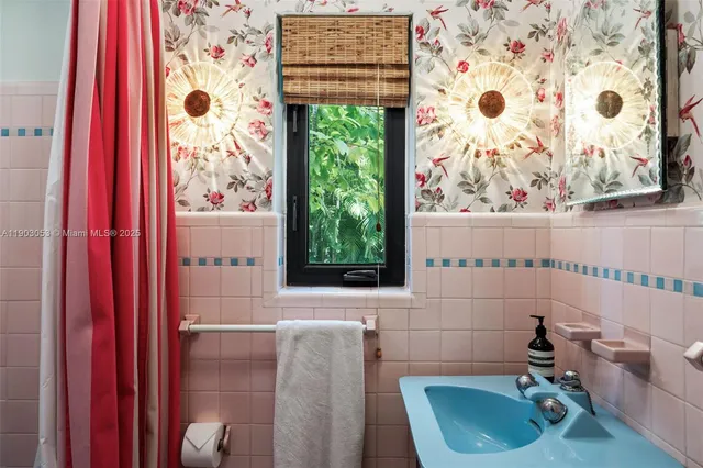 $2,161,600 | 658 Northeast 73rd Street, Miami, FL 33138