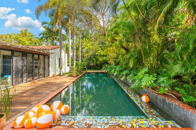 $2,161,600 | 658 Northeast 73rd Street, Miami, FL 33138