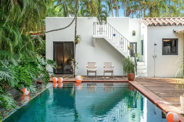 $2,161,600 | 658 Northeast 73rd Street, Miami, FL 33138