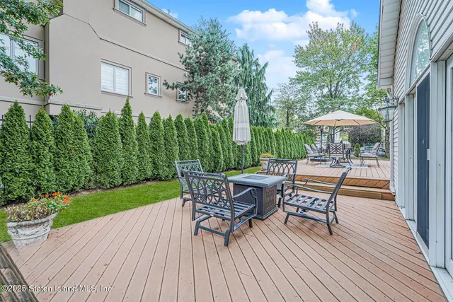 $1,699,900 | 311 Bertram Avenue | Huguenot