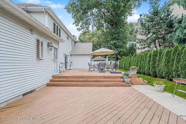 $1,699,900 | 311 Bertram Avenue | Huguenot