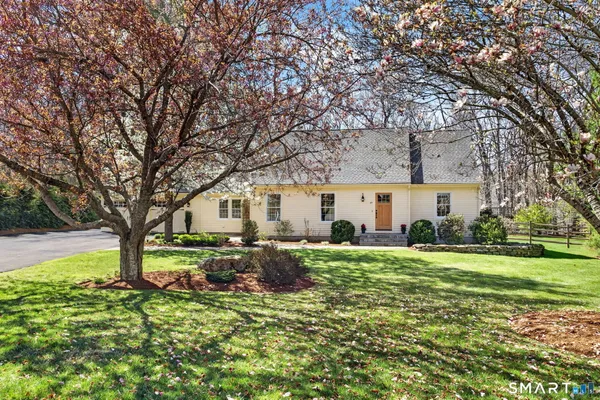 $1,030,000 | 85 Fawn Brook Circle, Madison, CT 06443