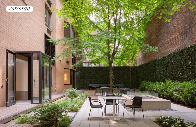 $1,165,000 | 234 East 46th Street, Unit 1201 | Midtown East