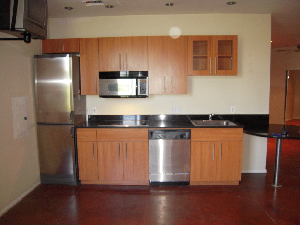 1701 East Colter Street, Unit 341 Phoenix, AZ 85016 - Photo 2 of 7 kitchen