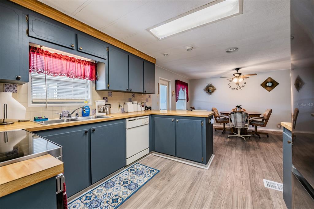 1610 Reynolds Road, Unit 204 Lakeland, FL 33801 - Photo 16 of 30