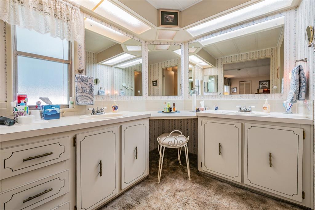 1610 Reynolds Road, Unit 204 Lakeland, FL 33801 - Photo 7 of 30