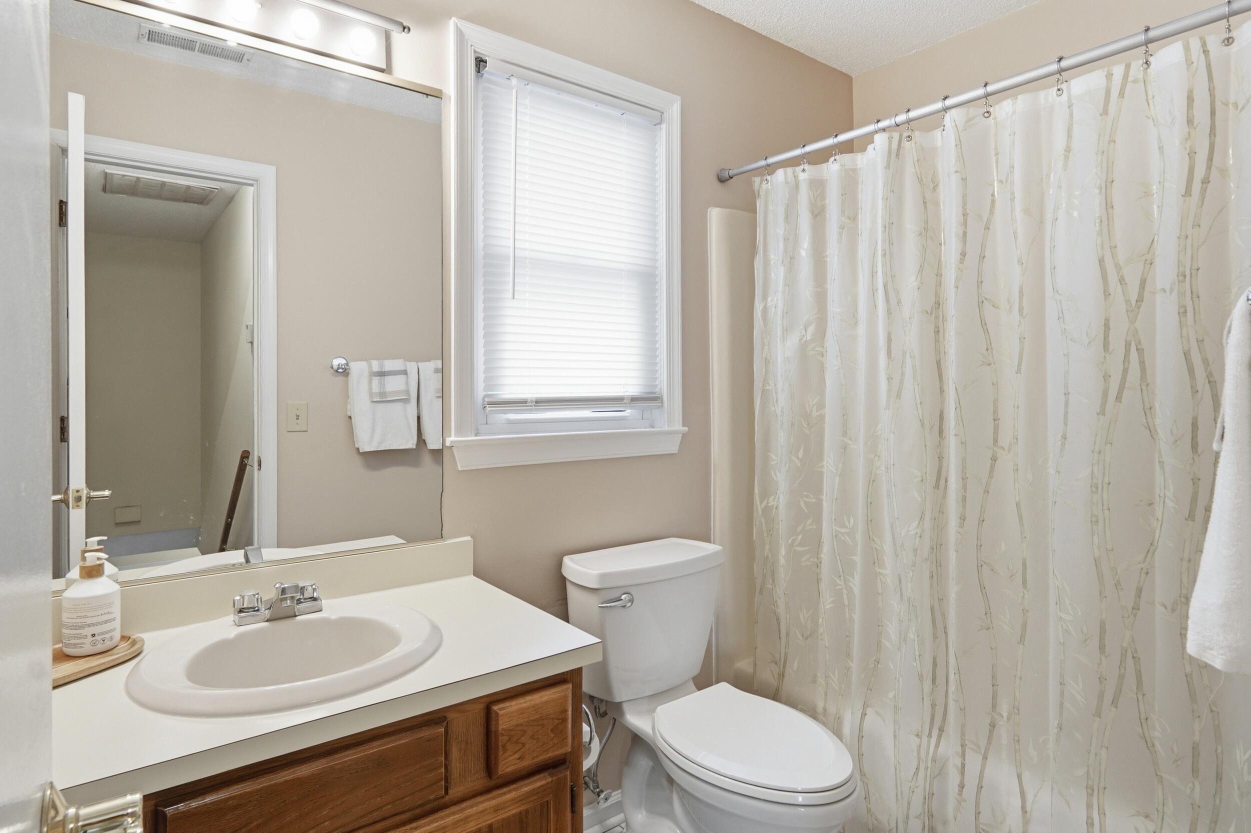 36 Manor Boulevard Hanahan, SC 29410 - Photo 34 of 43 dsc00300_autoremove_44265383