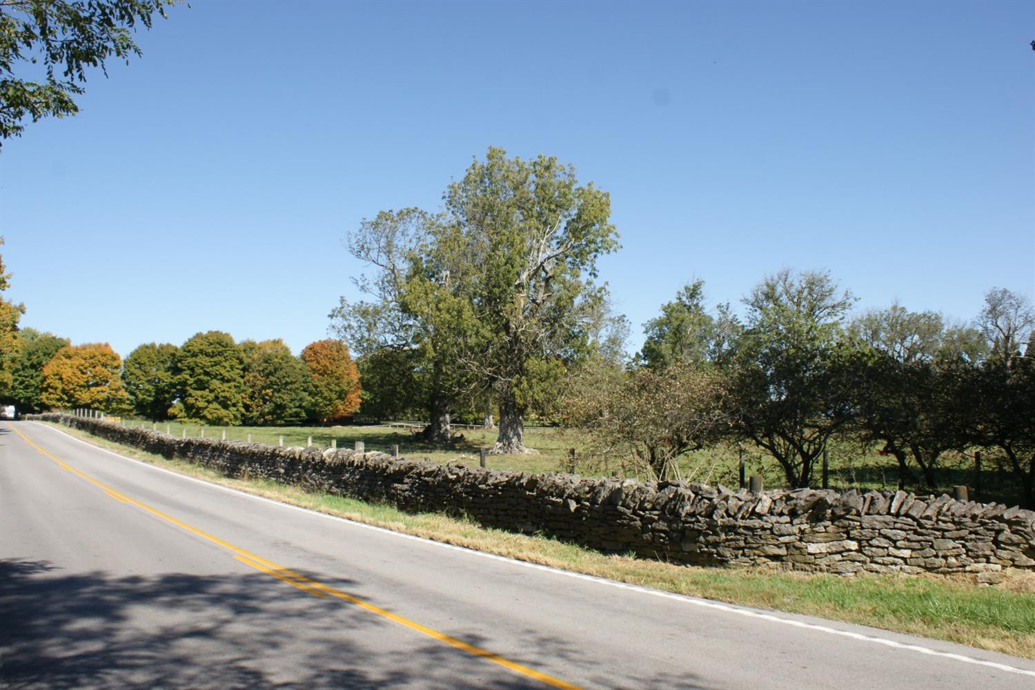 1261 Winchester Road Paris, KY 40361 - Photo 1 of 43 Photo 1