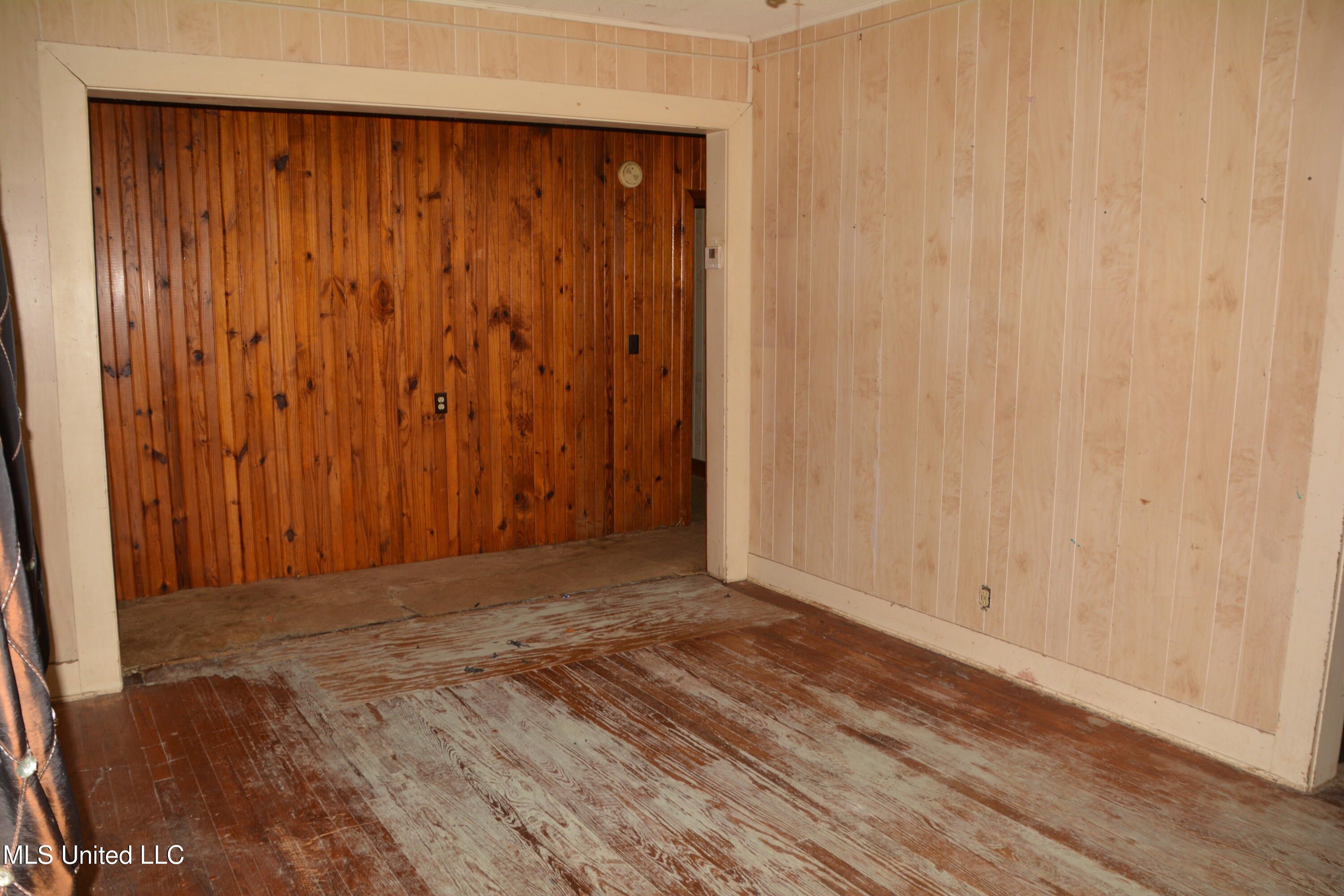 131 Plummer Circle Jackson, MS 39212 - Photo 2 of 6 Family Room