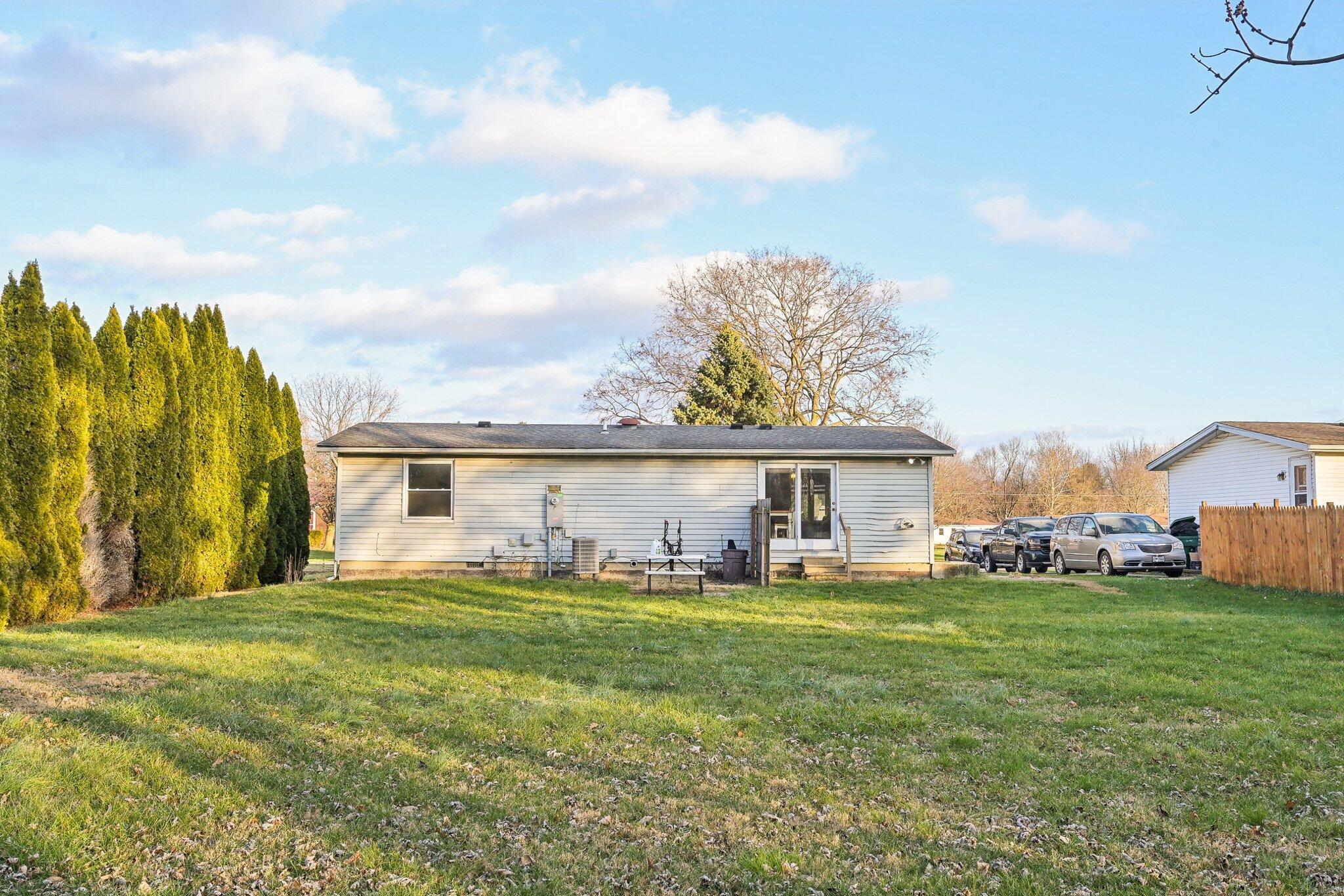 4281 Ethel Road Columbus, OH 43207 - Photo 33 of 39 39-web-or-mls-Ethel Rd-039