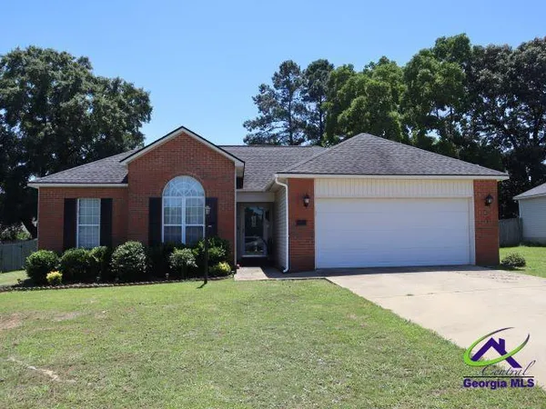 $244,500 | 110 Roaring Forks Drive, Kathleen, GA 31047