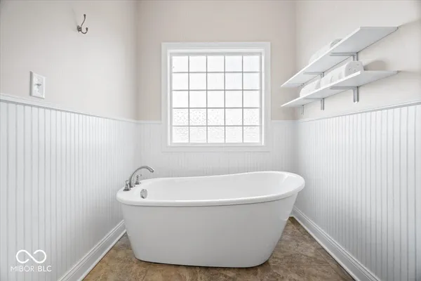 $1,390,000 | 16540 Shore Oaks Court, Noblesville, IN 46060