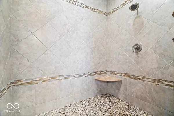 $1,390,000 | 16540 Shore Oaks Court, Noblesville, IN 46060