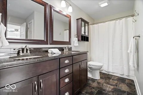 $1,390,000 | 16540 Shore Oaks Court, Noblesville, IN 46060