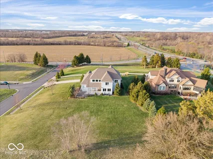 $1,390,000 | 16540 Shore Oaks Court, Noblesville, IN 46060