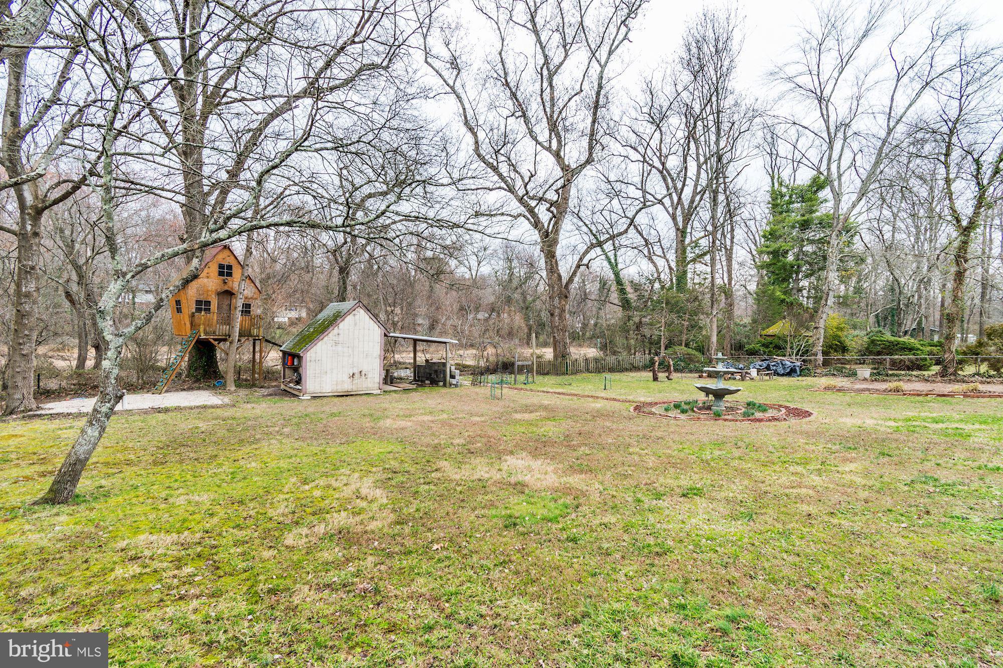 8721 Gateshead Road Alexandria, VA 22309 - Photo 47 of 48 Spacious backyard