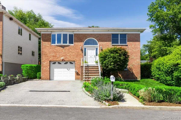 $1,099,000 | 1 Bronxville Lane, Bronxville, NY 10708