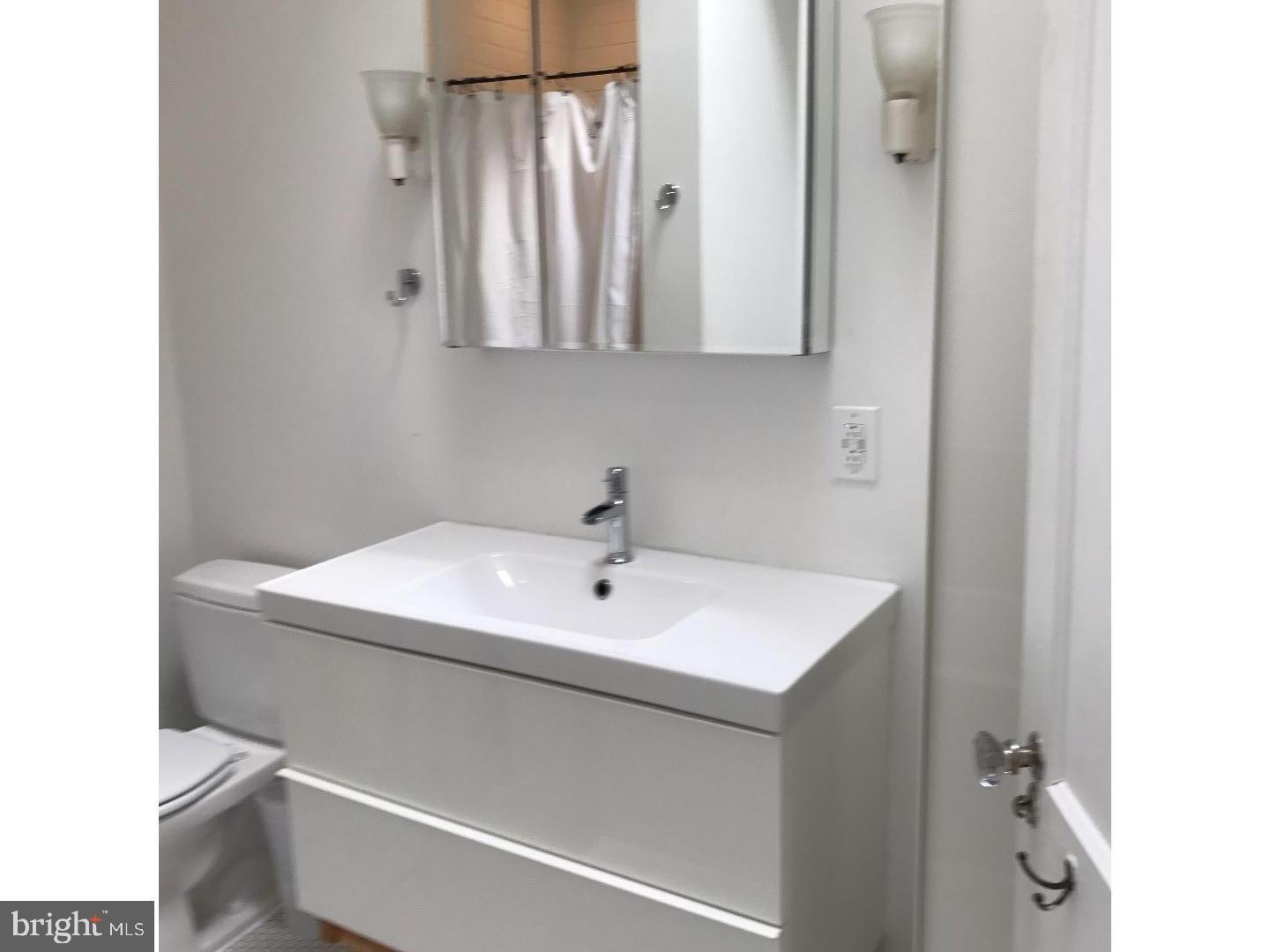 855 North 21st Street Philadelphia, PA 19130 - Photo 10 of 12