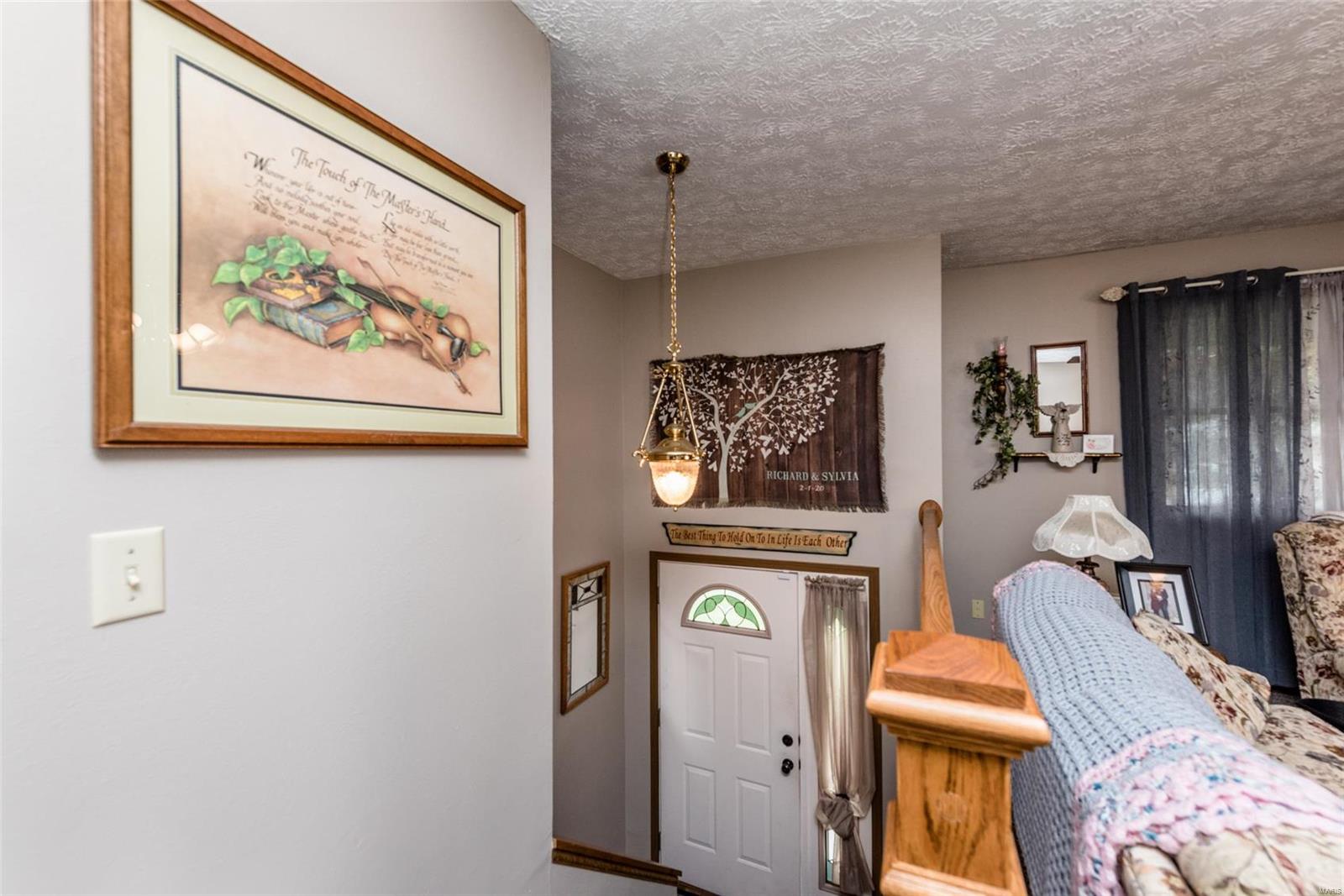 907 Long Branch Road Troy, IL 62294 - Photo 19 of 40 Gallery Image 19