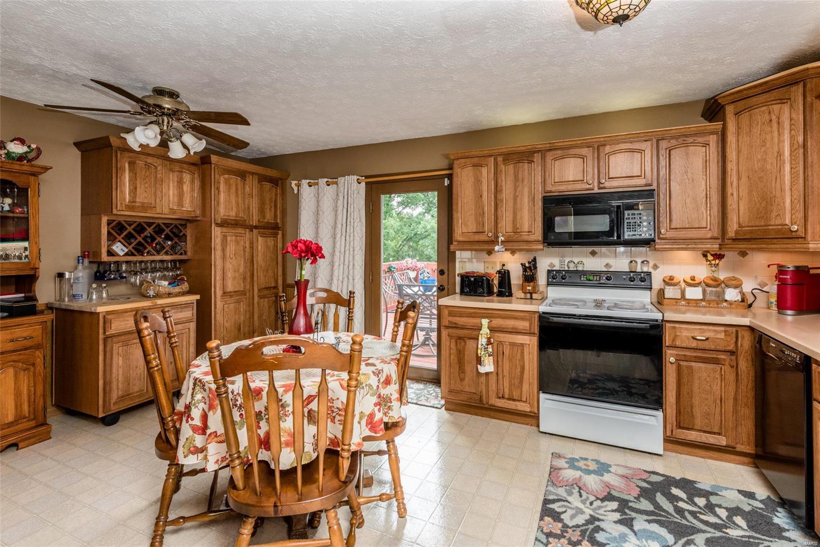 907 Long Branch Road Troy, IL 62294 - Photo 27 of 40 Gallery Image 27