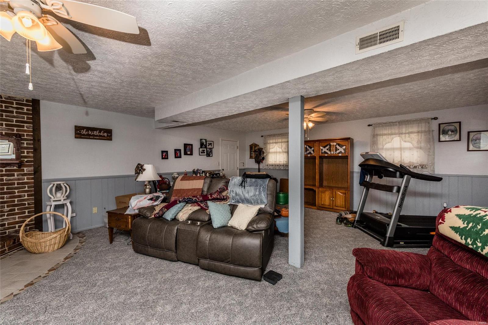 907 Long Branch Road Troy, IL 62294 - Photo 36 of 40 Gallery Image 36