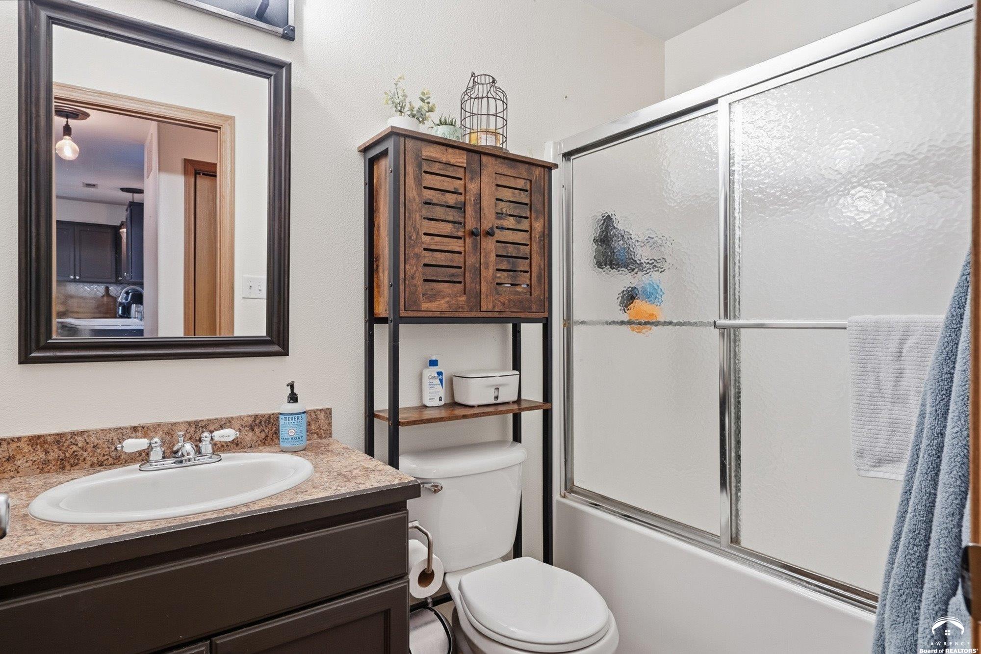 923 Ward Avenue Lawrence, KS 66044 - Photo 11 of 22