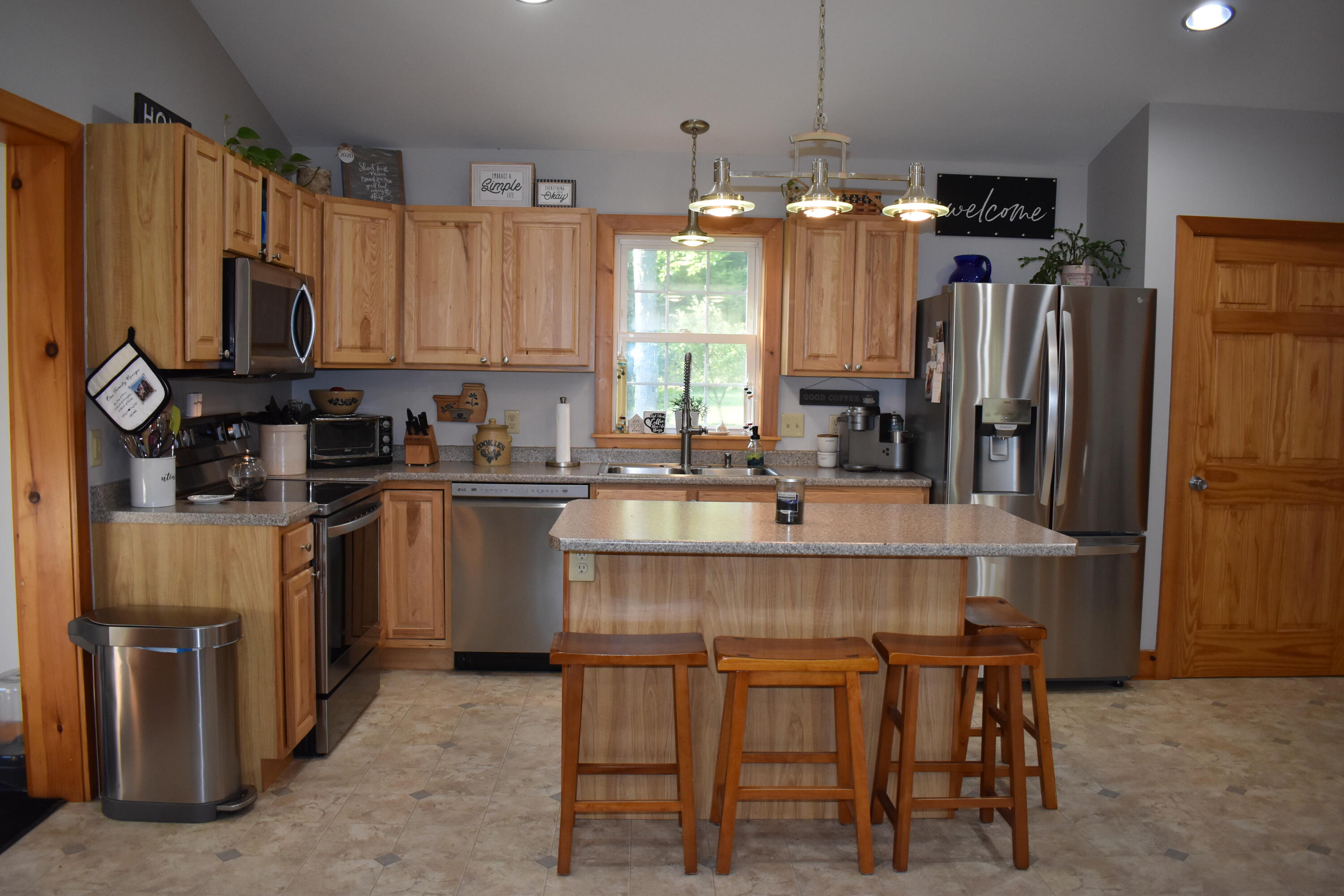 17 Burnham Road Burlington, ME 04417 - Photo 7 of 38 DSC_0228