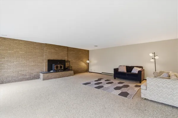 $409,900 | 9095 Huron River Drive, Brighton, MI 48116
