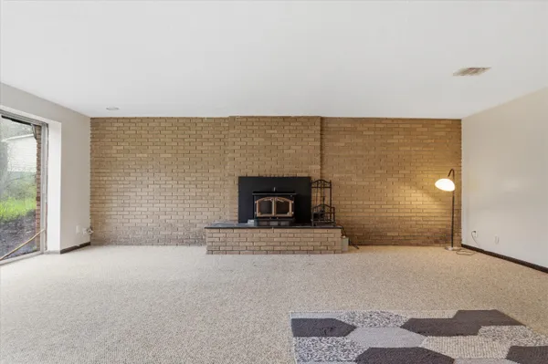 $409,900 | 9095 Huron River Drive, Brighton, MI 48116