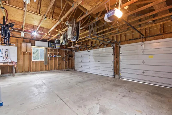 $409,900 | 9095 Huron River Drive, Brighton, MI 48116