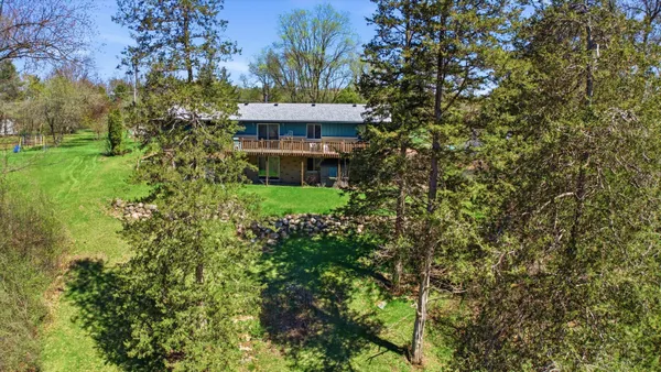$409,900 | 9095 Huron River Drive, Brighton, MI 48116