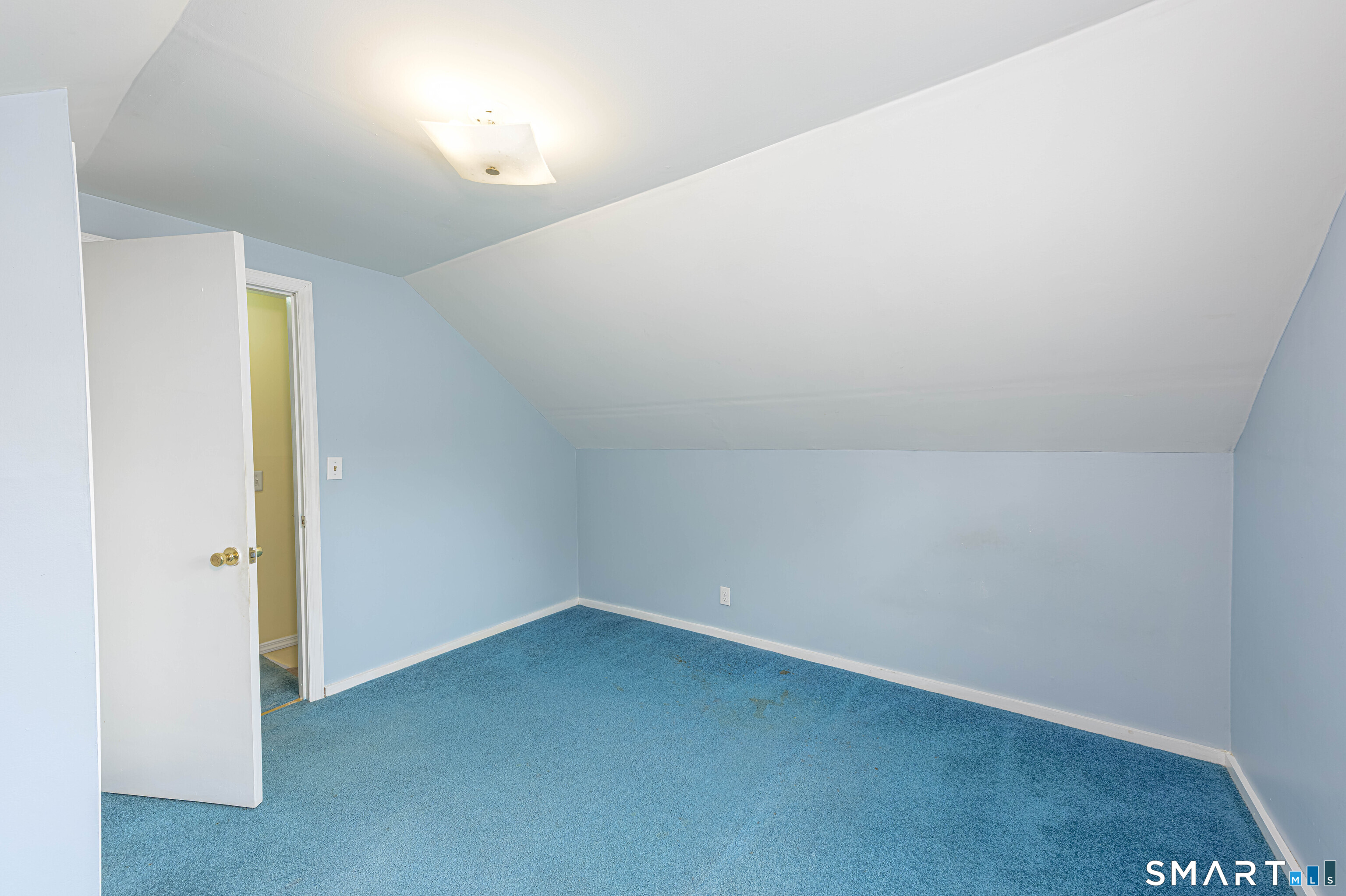 26 MacArthur Road North Haven, CT 06473 - Photo 29 of 39