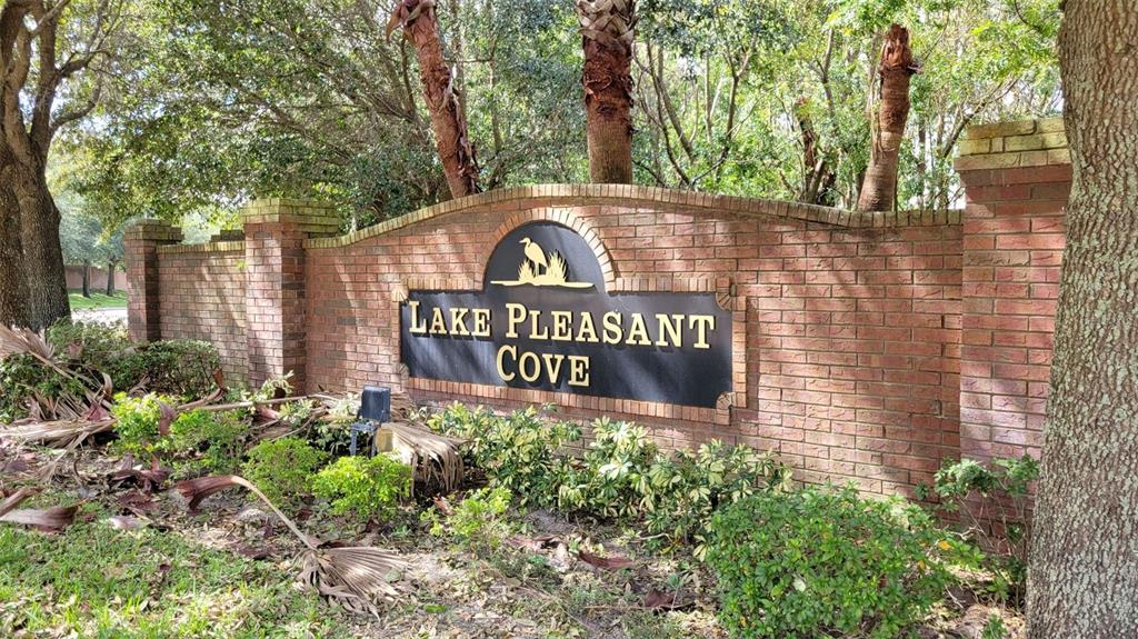 1571 Danisco Place Apopka, FL 32703 - Photo 26 of 26 a sign that is sitting in front of a building