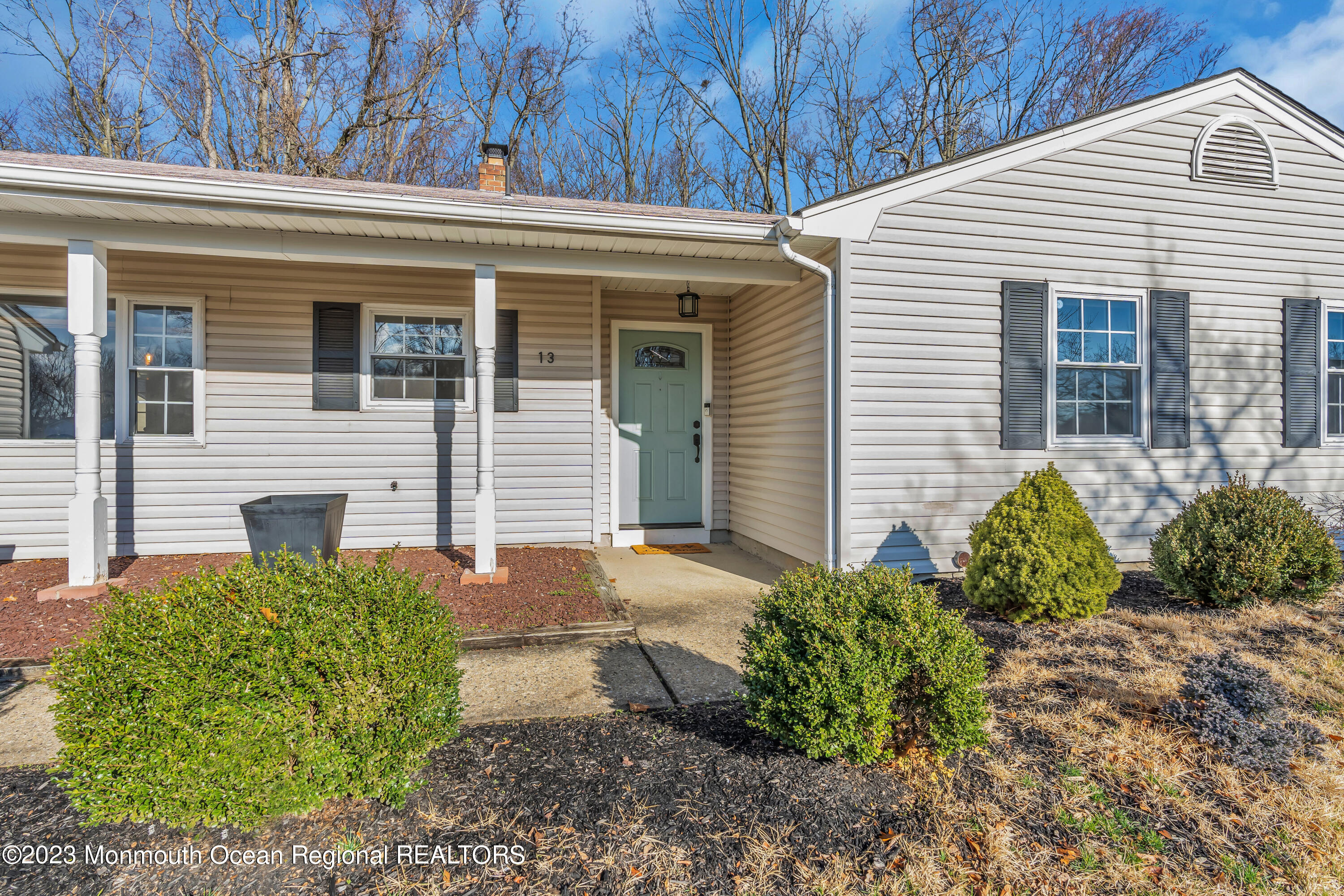 13 Minuteman Road Hazlet, NJ 07730 - Photo 2 of 35 007_dsc03922